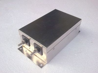 如何避免低壓電力電容器爆炸？